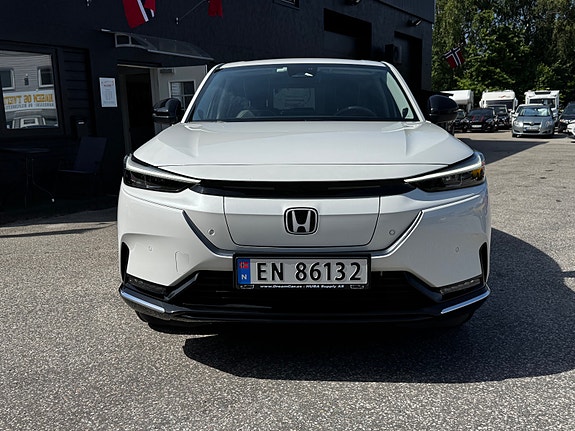 Honda e:Ny1 5 of 5