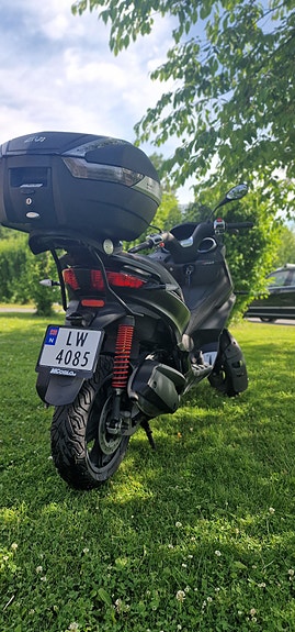 Piaggio MP3 300 HPE 3 of 5