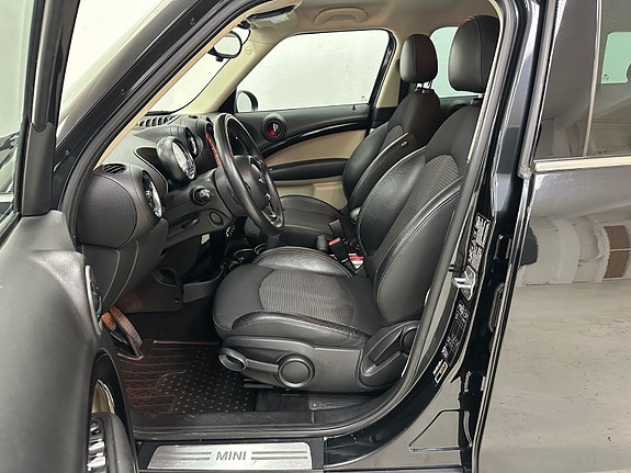 MINI Countryman Cooper D 23 of 30