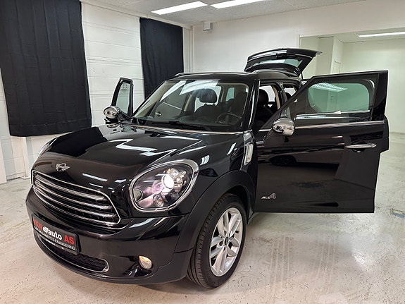 MINI Countryman Cooper D 7 of 30