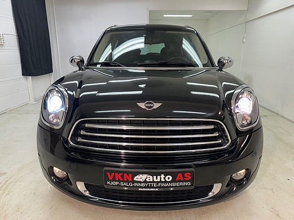 MINI Countryman 3 of 5