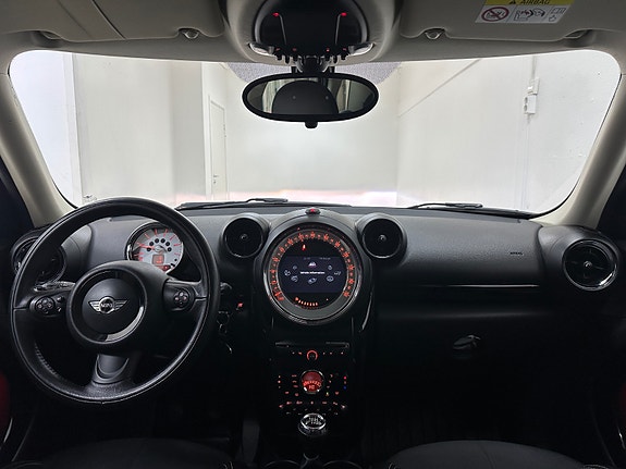 MINI Countryman Cooper D 29 of 30