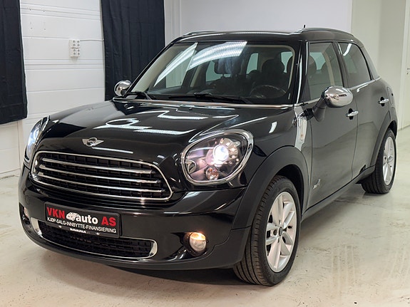 MINI Countryman Cooper D 9 of 30