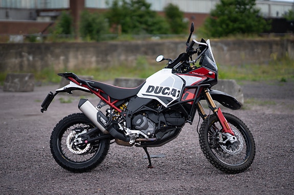 Ducati DesertX Rally 2 of 5