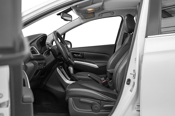 Suzuki SX4 S-Cross 13 of 30