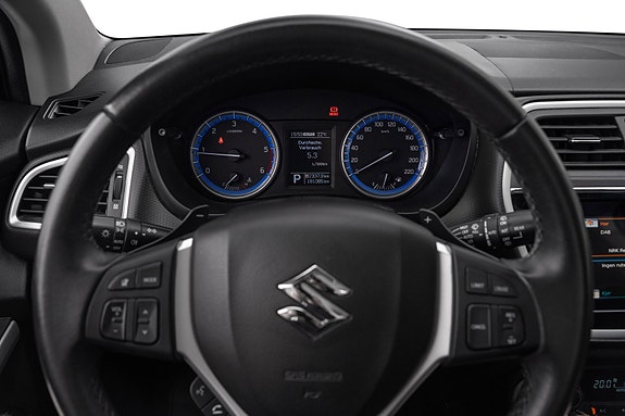 Suzuki SX4 S-Cross 16 of 30