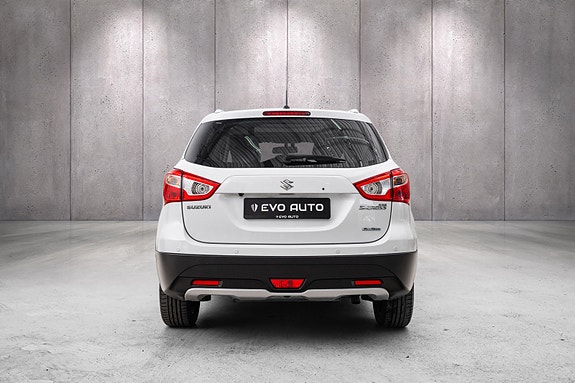Suzuki SX4 S-Cross 10 of 30