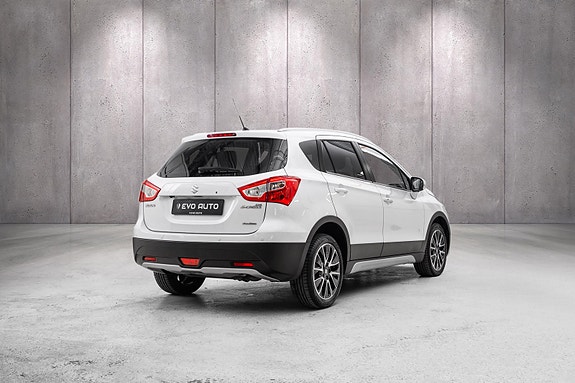 Suzuki SX4 S-Cross 14 of 30