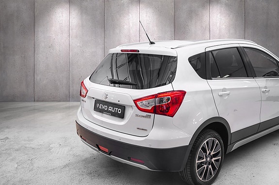 Suzuki SX4 S-Cross 11 of 30