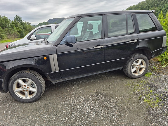 Land Rover Range Rover 3 of 5