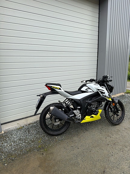 Suzuki GSX-S 125 4 of 5