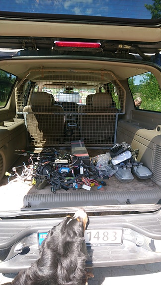 Chevrolet Suburban 15 of 16