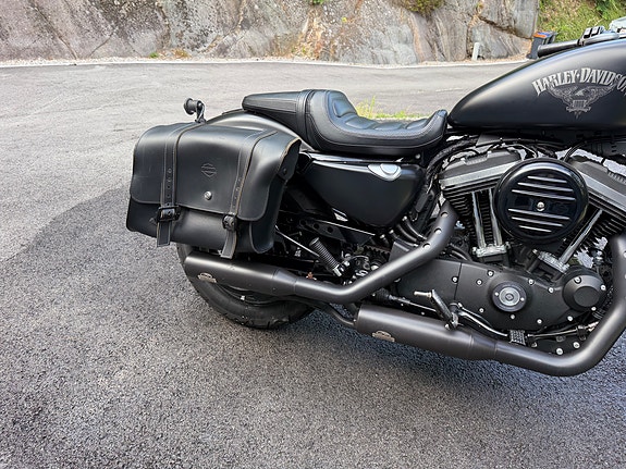 Harley-Davidson XL 883N Iron 26 of 30