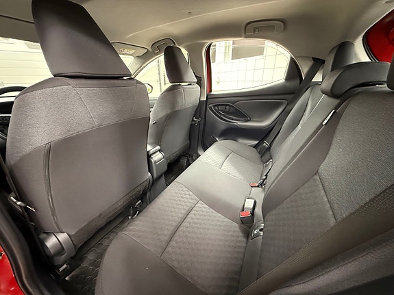 Toyota Yaris 29 of 30