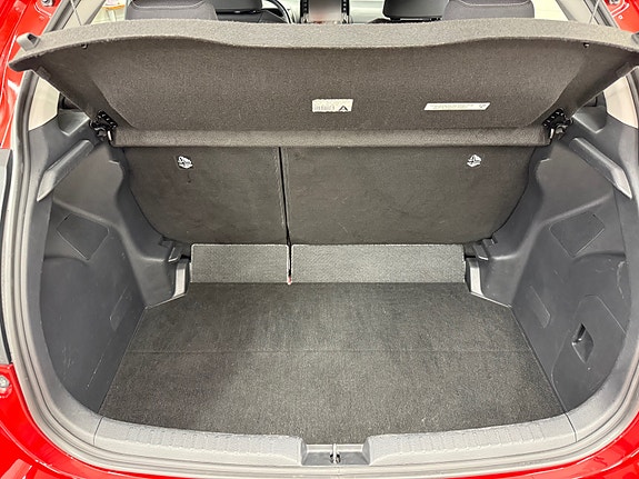 Toyota Yaris 27 of 30