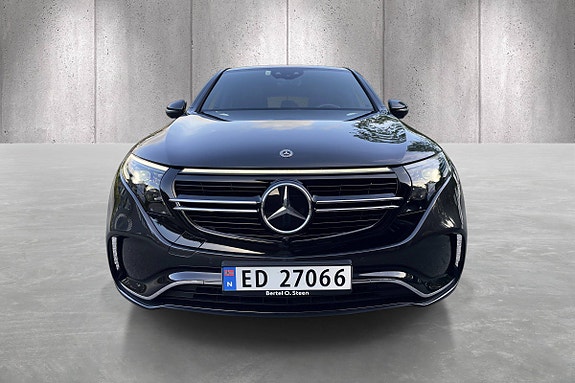 Mercedes-Benz EQC400 2 of 5
