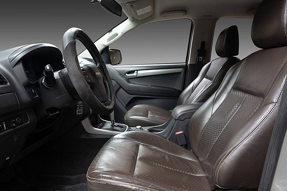 Isuzu D-max 12 of 30