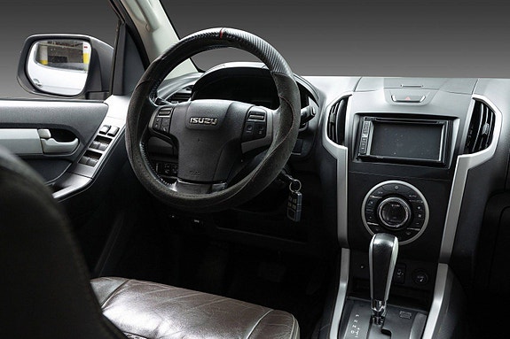 Isuzu D-max 25 of 30