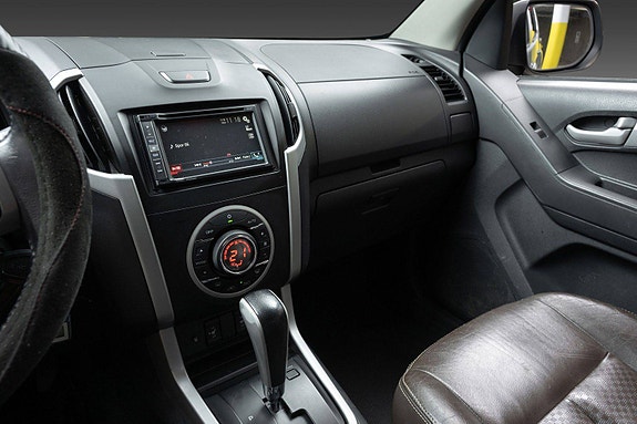 Isuzu D-max 13 of 30