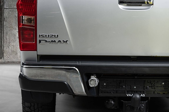 Isuzu D-max 4 of 5
