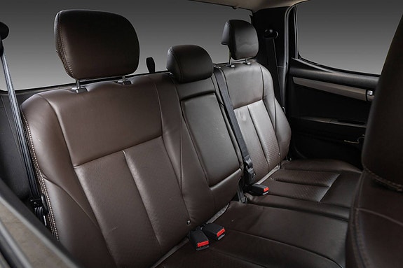 Isuzu D-max 28 of 30