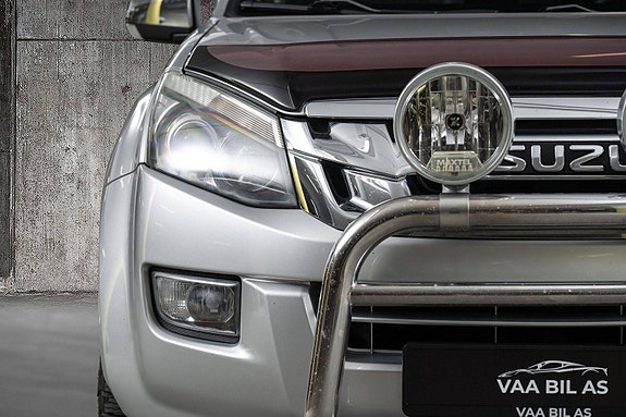 Isuzu D-max 3 of 5