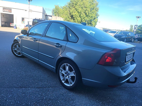 Volvo S40 8 of 30