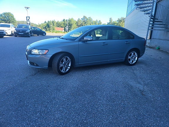 Volvo S40 11 of 30