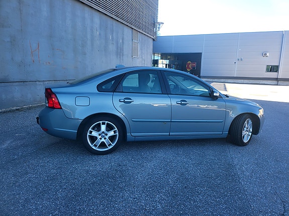 Volvo S40 4 of 5