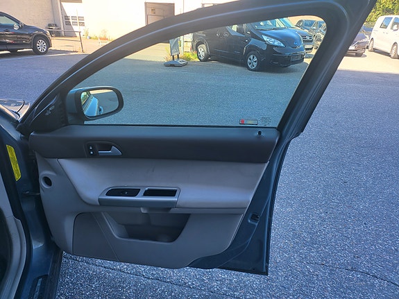 Volvo S40 20 of 30