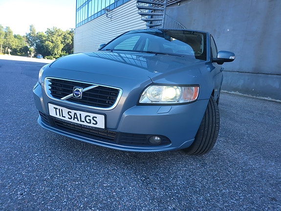 Volvo S40 13 of 30