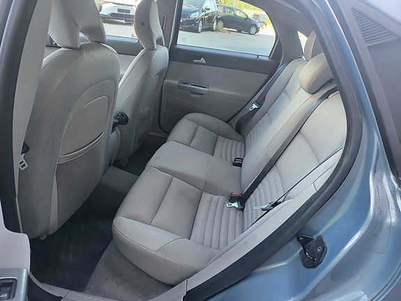 Volvo S40 17 of 30