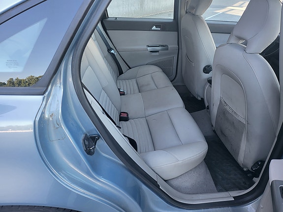 Volvo S40 19 of 30