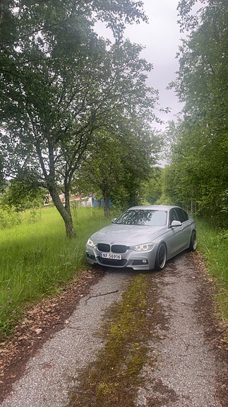 BMW 320d 14 of 22