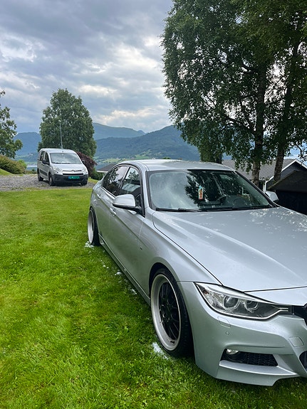 BMW 320d 8 of 22