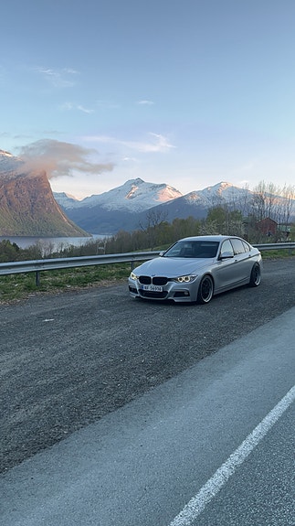 BMW 320d 12 of 22
