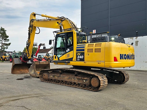 Komatsu PC240LC-11E0, 2019 mod, 8041 timer, GPS, Rototilt, 2 Skuffer, Meget godt utstyrt 3 of 5