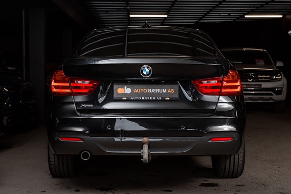 BMW 320xd 4 of 5