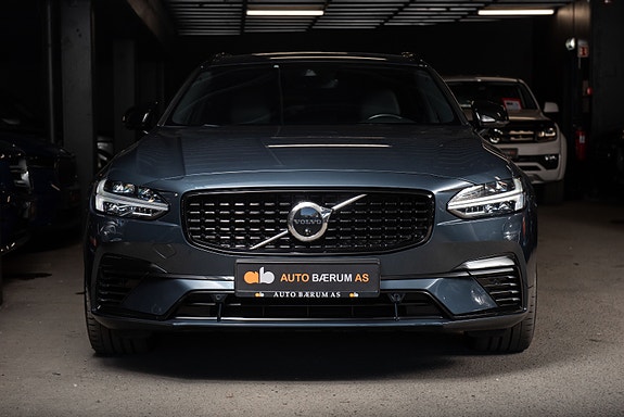 Volvo V90 3 of 5