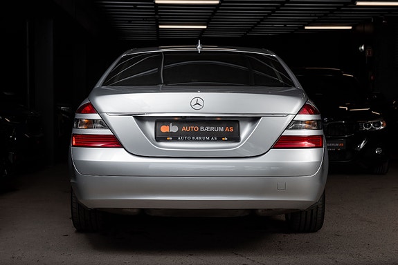 Mercedes-Benz S-Klasse 4 of 5
