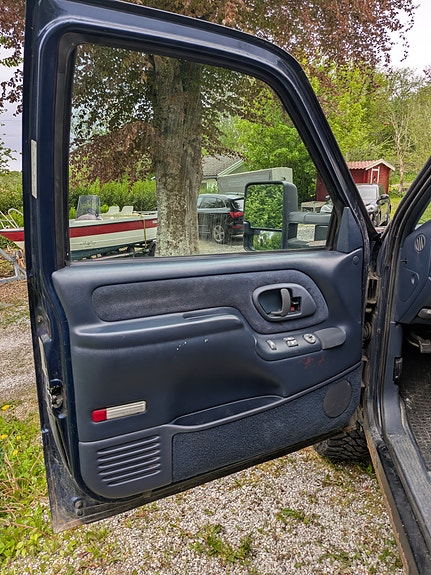 Chevrolet Tahoe 15 of 30