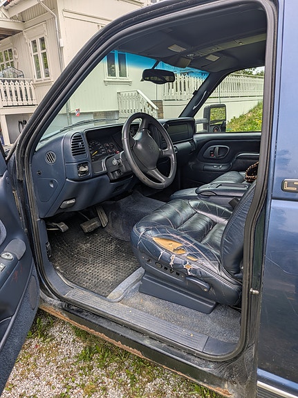Chevrolet Tahoe 14 of 30