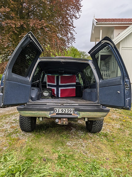 Chevrolet Tahoe 21 of 30