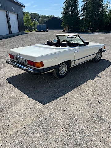 Mercedes-Benz 380 Sl 1982 photo 5