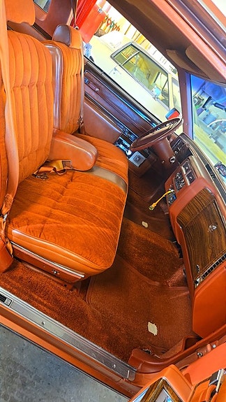 Cadillac Deville 14 of 14