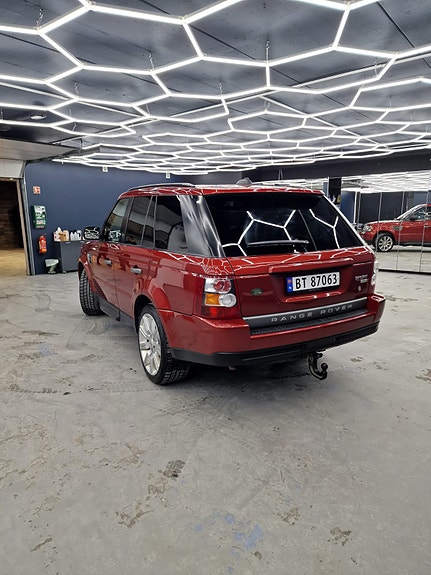 Land Rover Range Rover 3 of 5