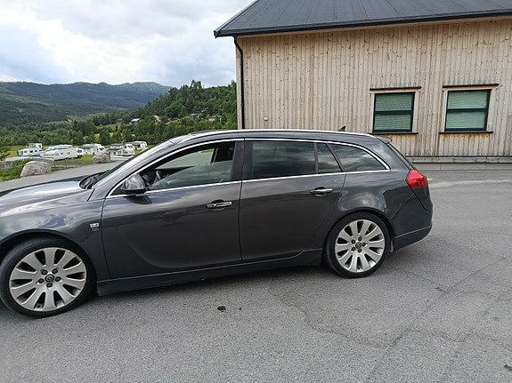 Opel Insignia 3 of 11