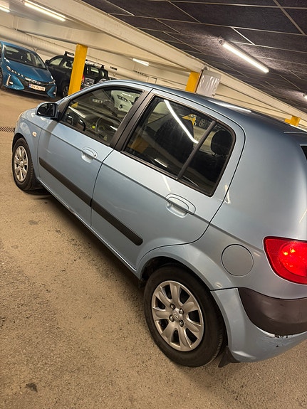 Hyundai Getz 2 of 5