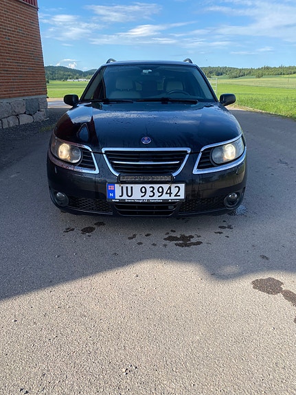 Saab 9-5 2 of 5