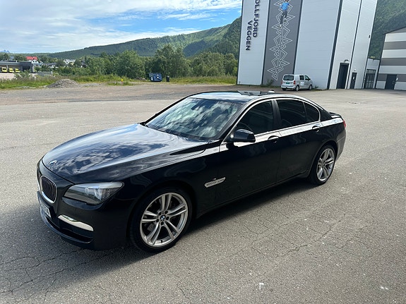 BMW 740d 9 of 30